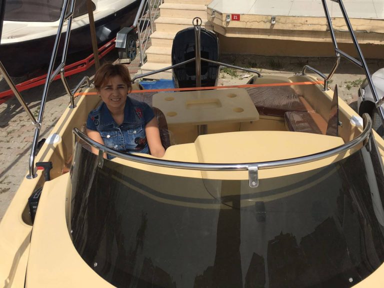 520CC Cabin Cruiser — 12