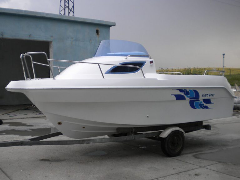 520CC Cabin Cruiser — 15