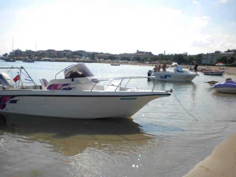 520CC Cabin Cruiser — 2