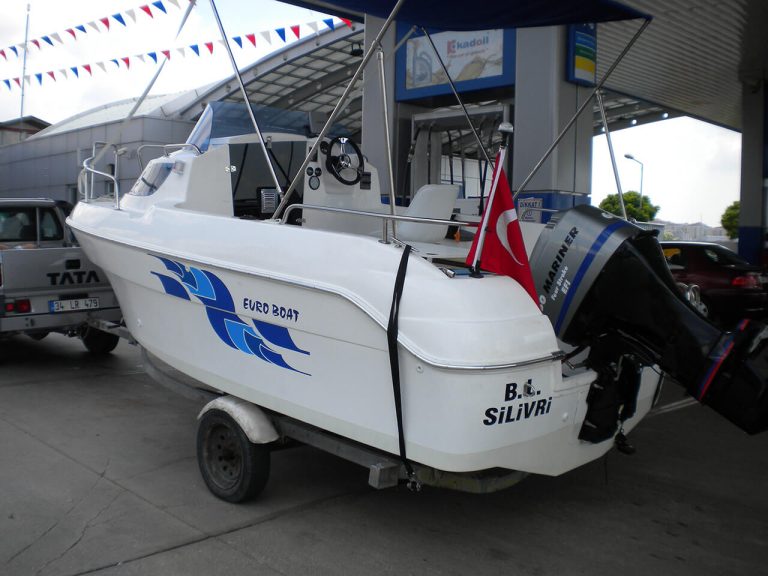 520CC Cabin Cruiser — 7