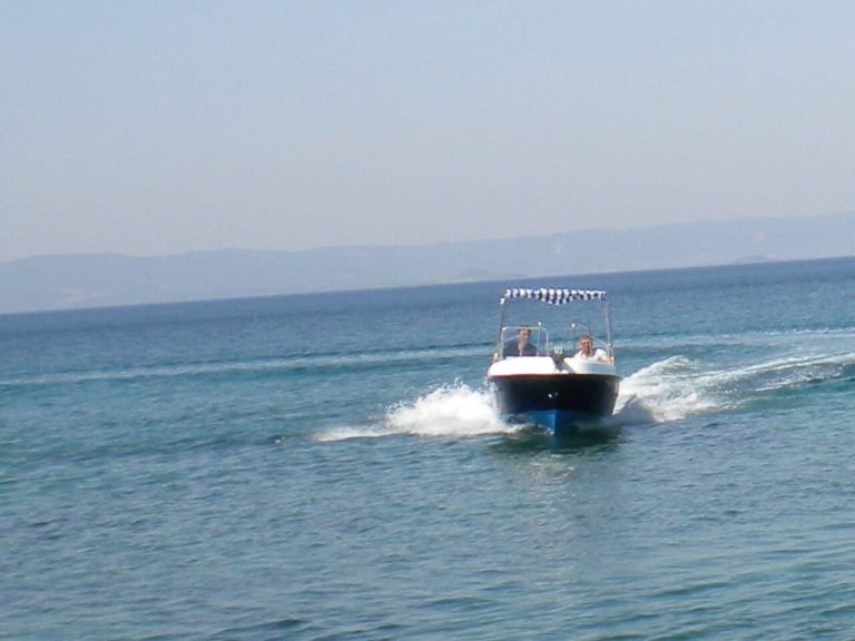 575G Gezi Teknesi — 2