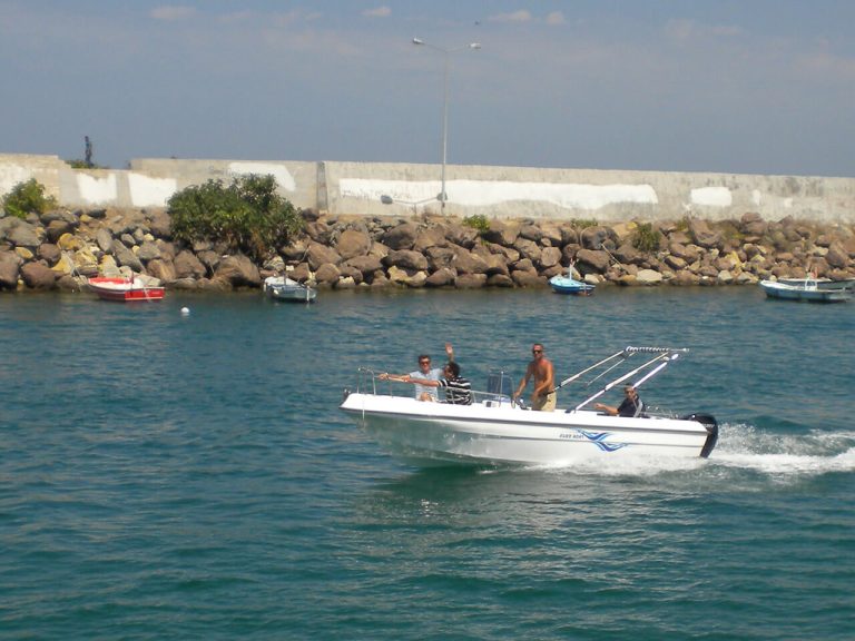 575G Gezi Teknesi — 4