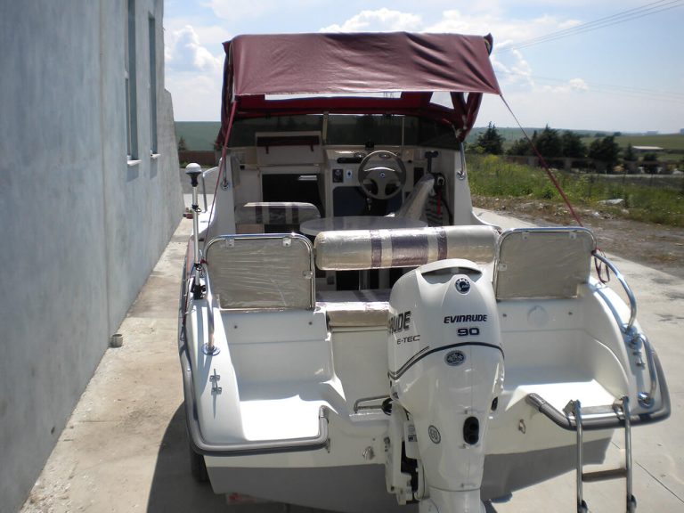 600CC Cabin Cruiser — 10