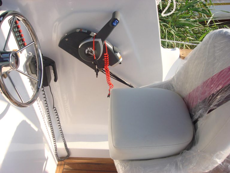 600CC Cabin Cruiser — 13