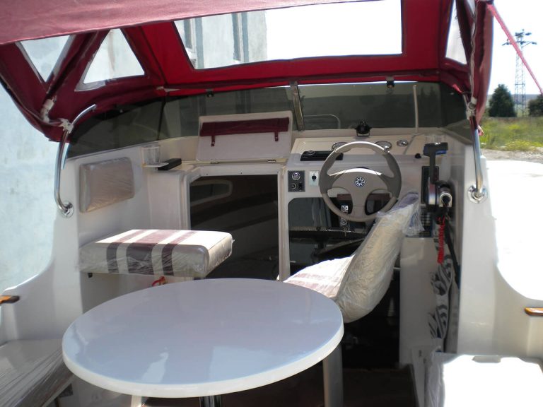 600CC Cabin Cruiser — 15