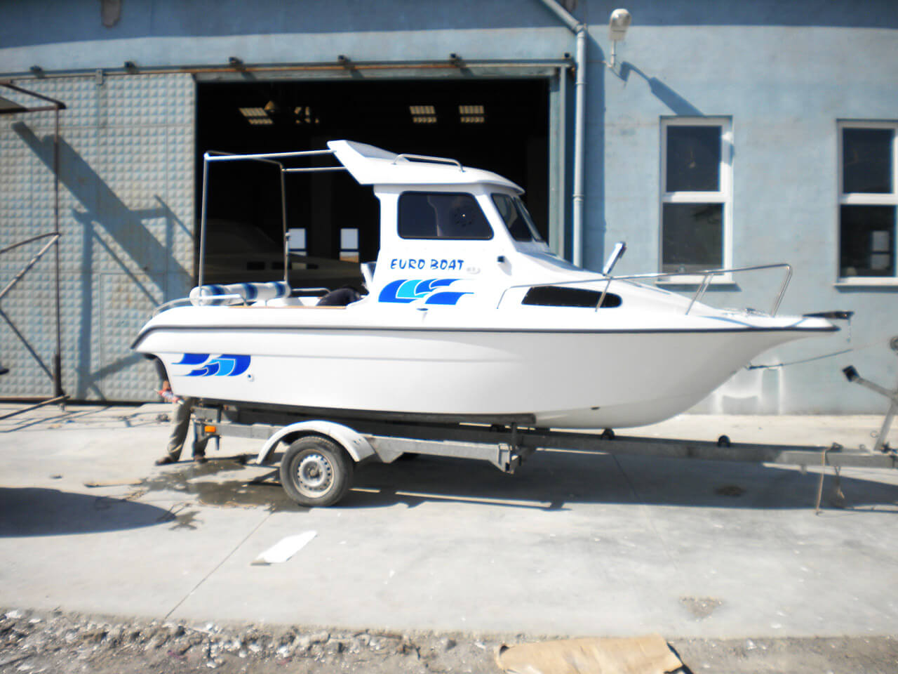 600FM Fisherman — 4