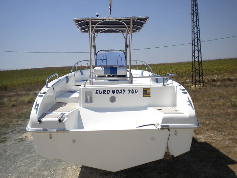 700C Center Console — 11
