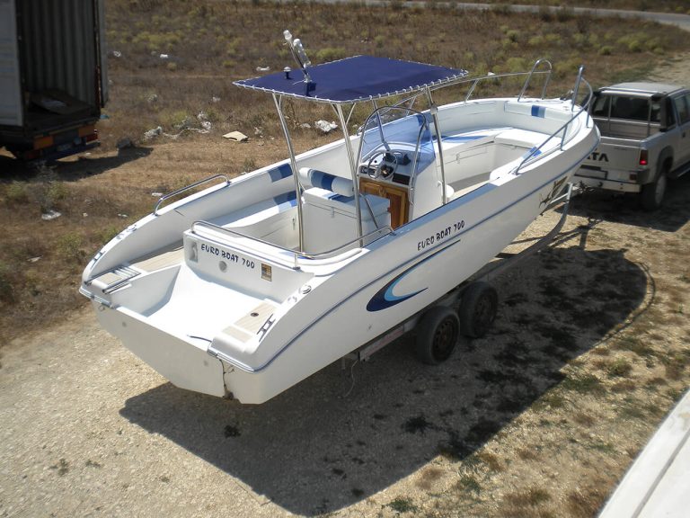 700C Center Console — 12