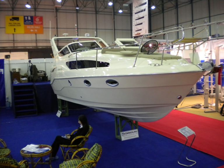 850CC Cabin Cruiser — 2