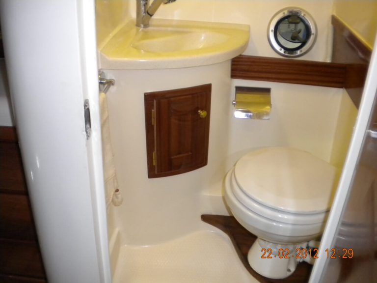 850CC Cabin Cruiser — 4