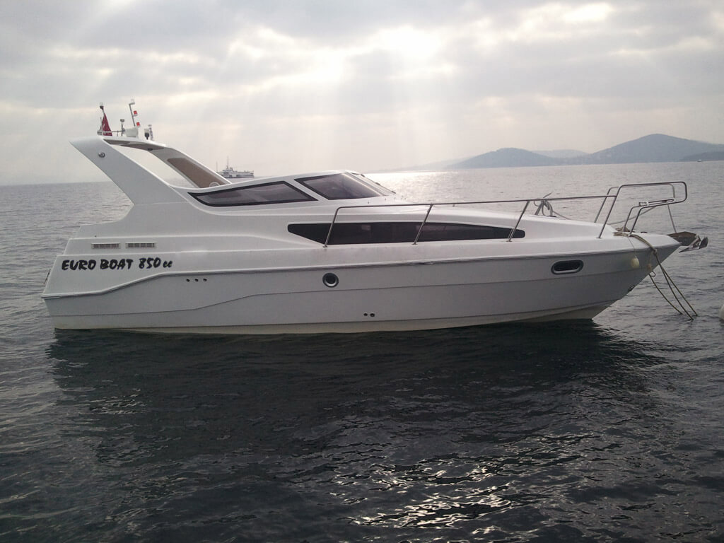 850CC Cabin Cruiser