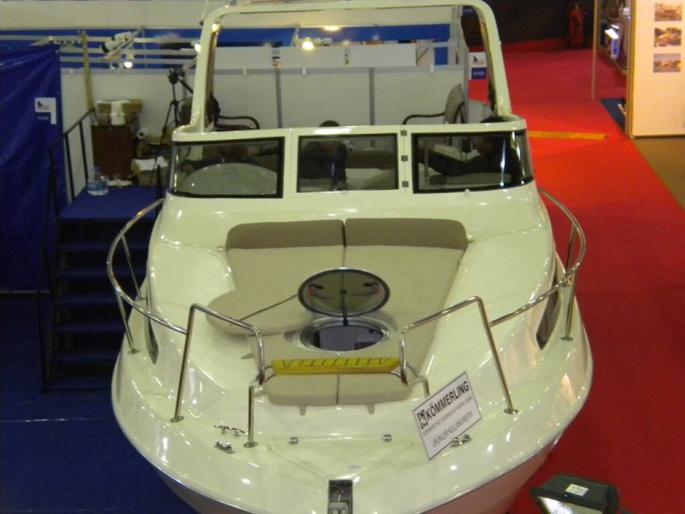 850CC Cabin Cruiser — 15